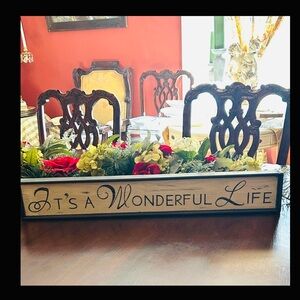 Hobby Lobby 'It's A Wonderful Life' Wall Decor - Red, Green, Cream
